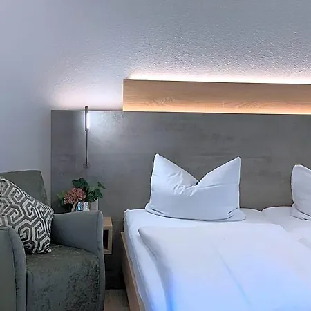 Am Rehwald Hotel *